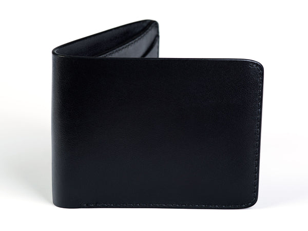 Traditional bifold wallet, black English bridle - Currier & Beamhouse